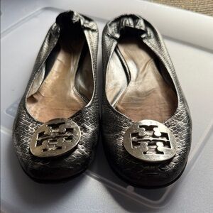 Tory Burch Metallic Pewter Leather Logo Ballet Flats